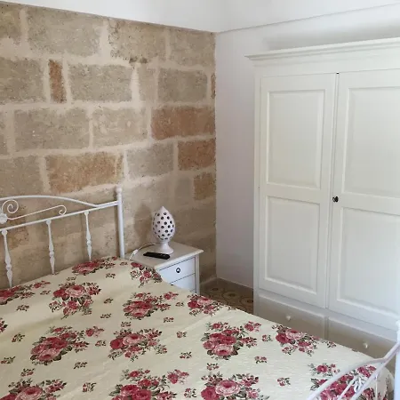 Дом отдыха Boucanville Полиньяно-а-Маре