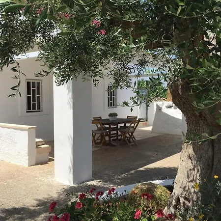 Дом отдыха Boucanville Полиньяно-а-Маре